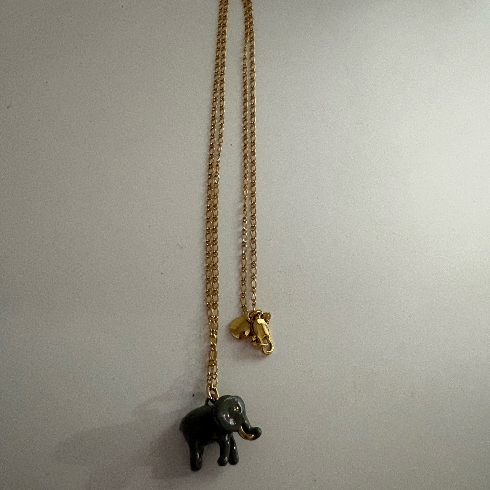 J. Crew Gray Gold Tone Lucky Elephant Pendant Necklace 13” Long - Picture 7 of 7